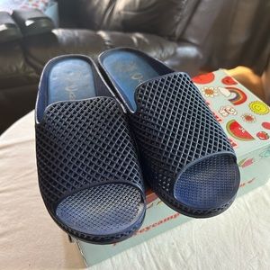 Jeffrey Campbell slide